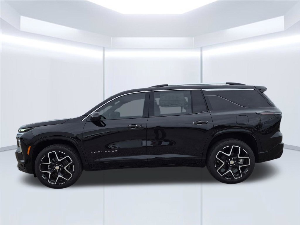 New 2026 Chevrolet Traverse High Country w/ LPO, Floor Liner Package FWD image 2