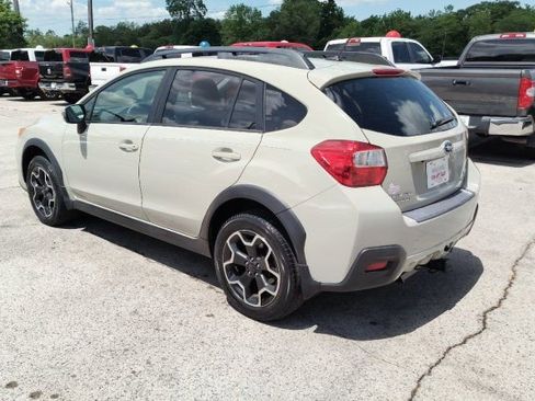 Used 2015 Subaru Crosstrek 2.0i Limited w/ Popular Package #2 AWD/4WD image 3