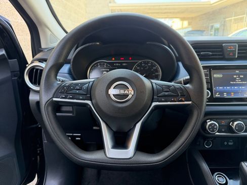 Used 2025 Nissan Versa SV FWD image 25