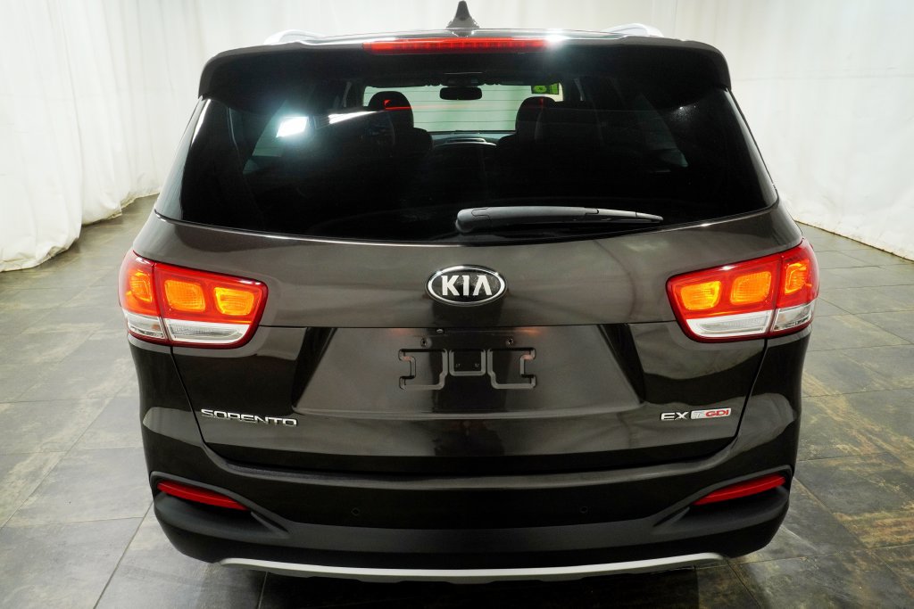Used 2018 Kia Sorento EX FWD image 5