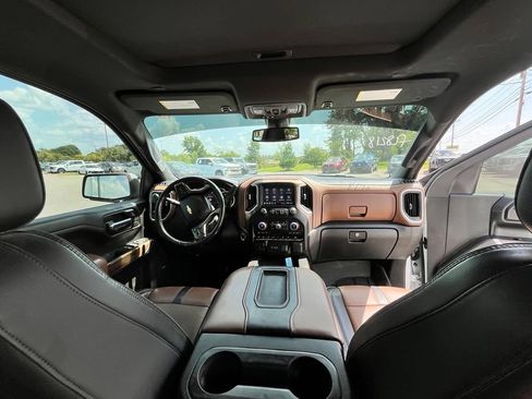 Used 2020 Chevrolet Silverado 1500 High Country AWD/4WD image 13