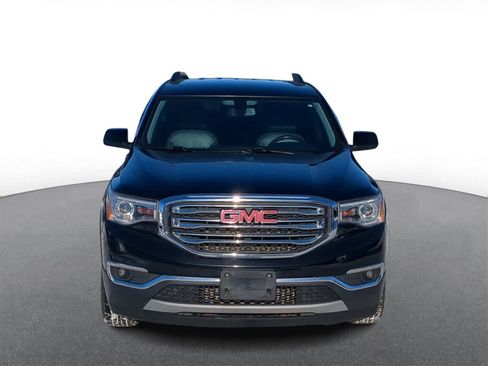 Used 2018 GMC Acadia SLT image 3