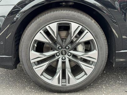 New 2026 Audi Q8 Premium Plus