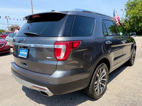 Used 2016 Ford Explorer Platinum AWD/4WD image 30