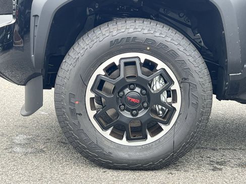 New 2025 Toyota Tacoma TRD Off-Road image 5