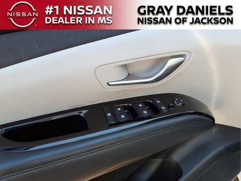 Used 2022 Hyundai Tucson SEL w/ Convenience Package FWD image 12