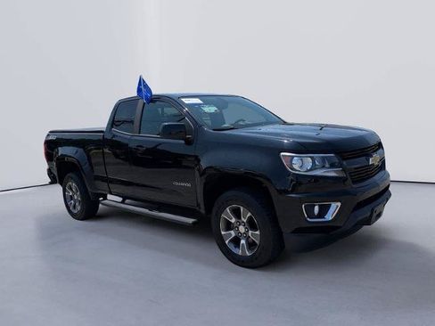 Used 2017 Chevrolet Colorado Z71 AWD/4WD image 7