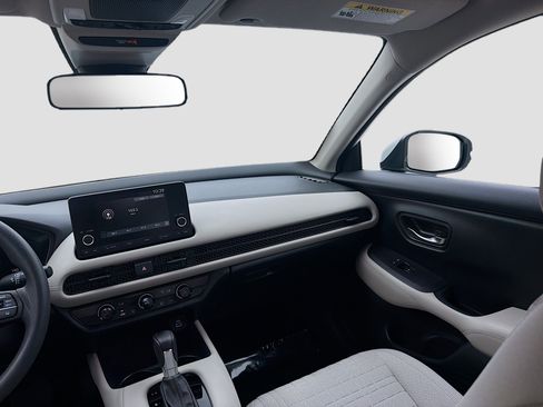 Certified 2023 Honda HR-V LX image 21