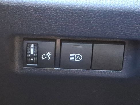 Used 2019 Toyota RAV4 LE image 26