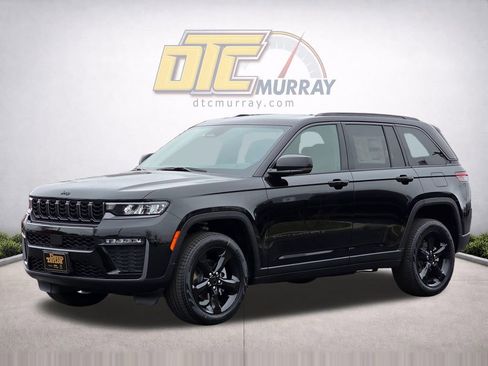 New 2026 Jeep Grand Cherokee Limited w/ Limited Altitude Package AWD/4WD image 2