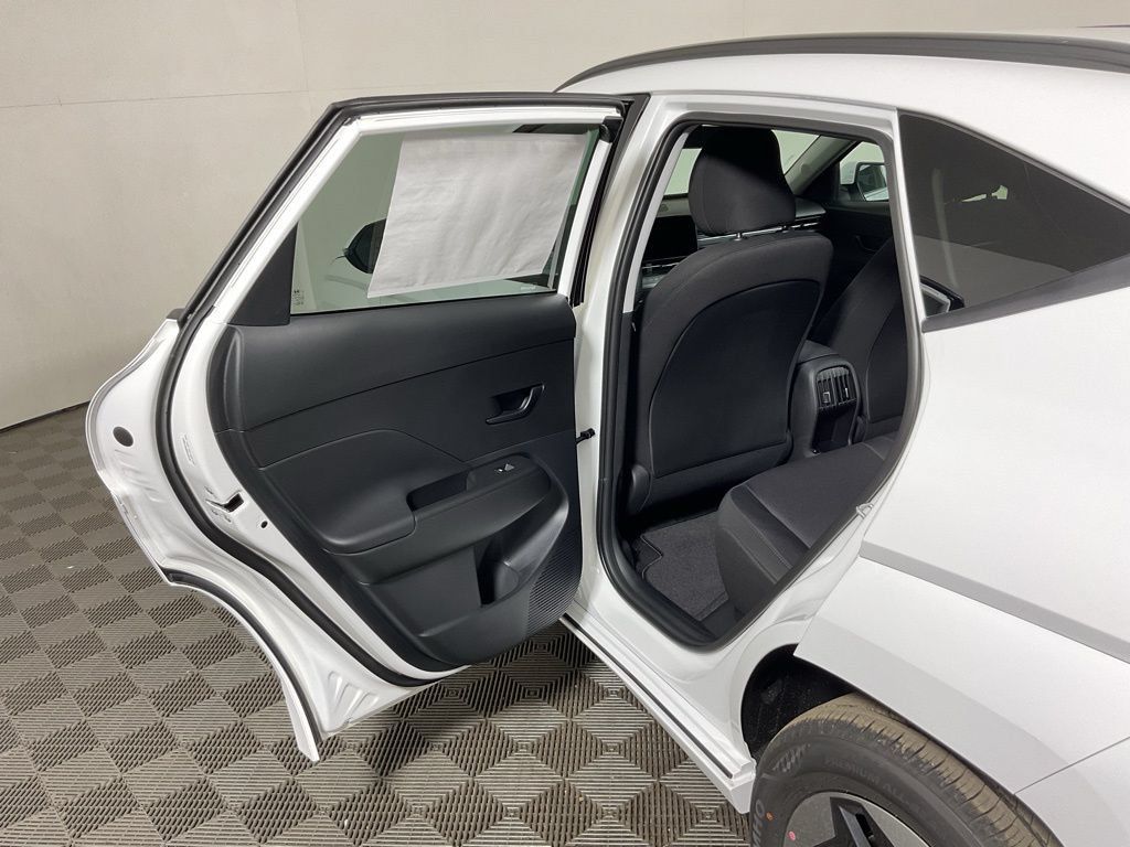 New 2025 Hyundai Kona SEL FWD image 32