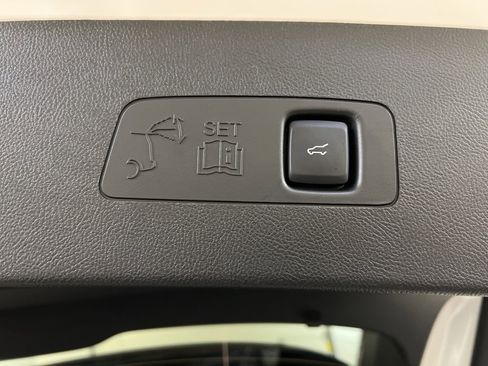 New 2026 Lincoln Corsair Reserve image 39