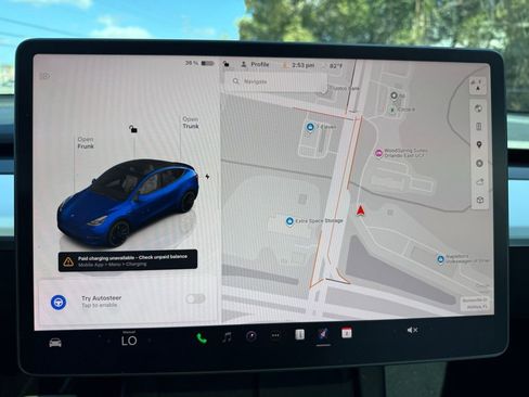 Used 2023 Tesla Model Y Performance image 25