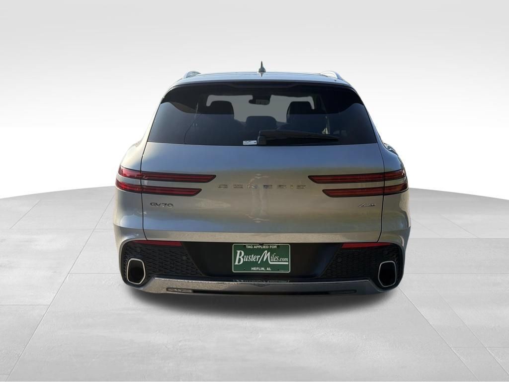 Used 2025 Genesis GV70 2.5T AWD/4WD image 5