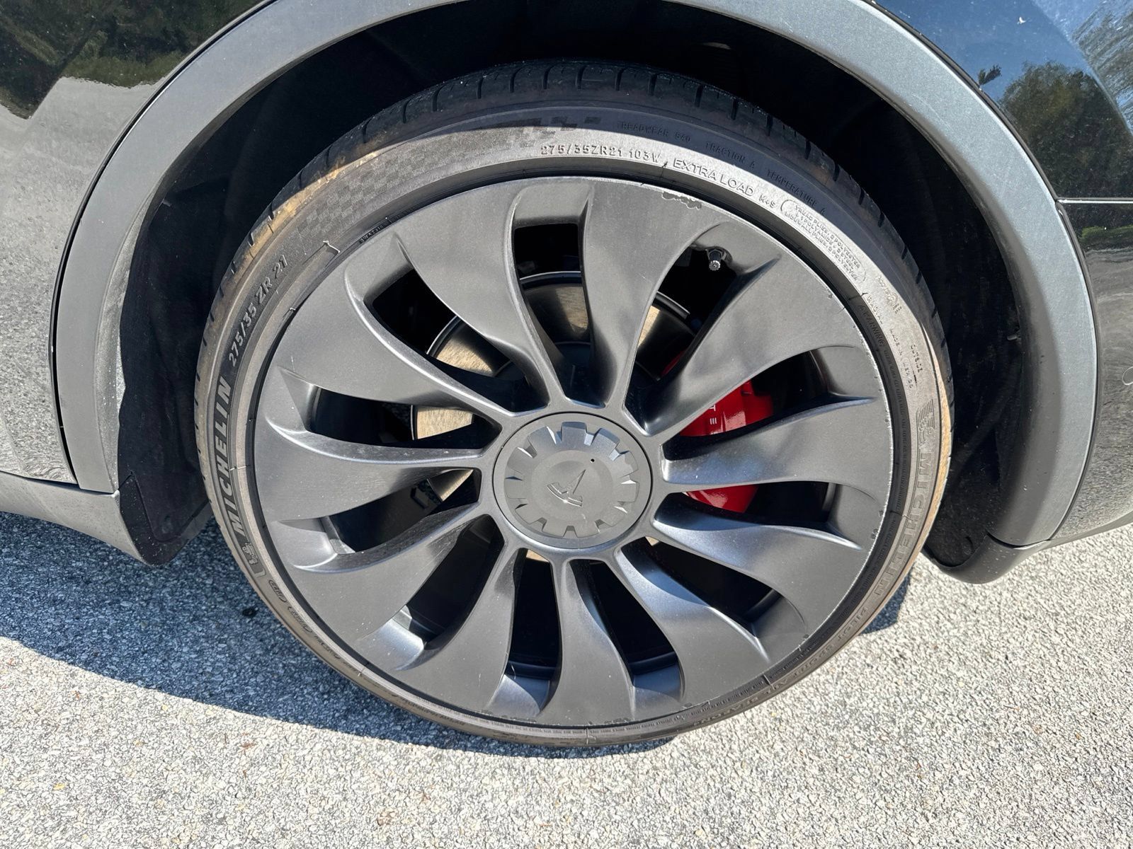 Used 2022 Tesla Model Y Performance AWD/4WD image 9