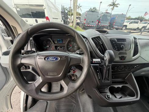 Used 2018 Ford Transit 350 XL RWD image 15