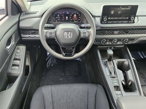 Used 2025 Honda Accord LX image 13