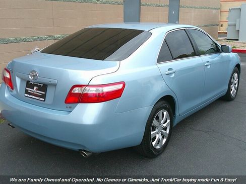 Used 2009 Toyota Camry LE image 6