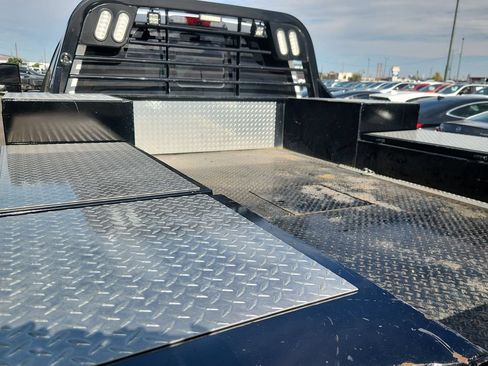 Used 2021 Ford F450 Platinum w/ FX4 Off-Road Package AWD/4WD image 14