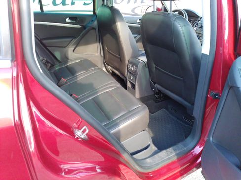 Used 2013 Volkswagen Tiguan SEL FWD image 46