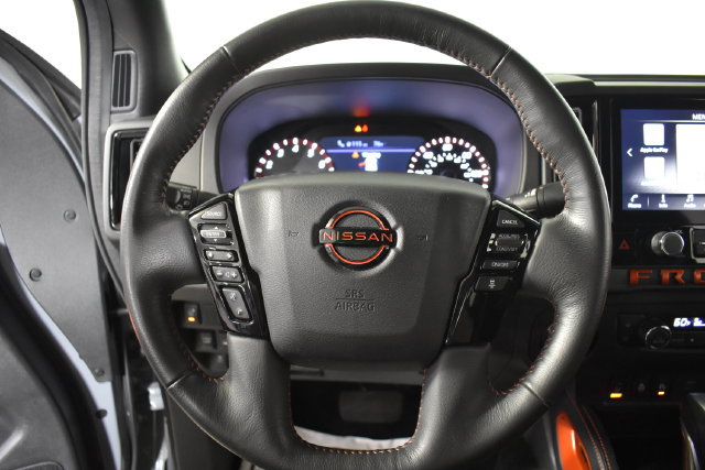 Used 2025 Nissan Frontier PRO-4X w/ Pro Convenience Package AWD/4WD image 15