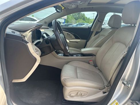 Used 2016 Buick LaCrosse Premium AWD/4WD image 14