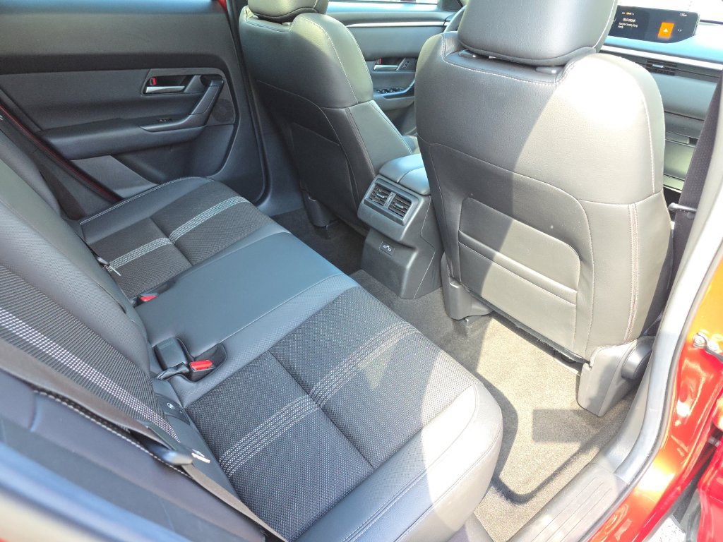 Used 2026 MAZDA CX-50 AWD 2.5 S w/ Preferred Pkg image 18