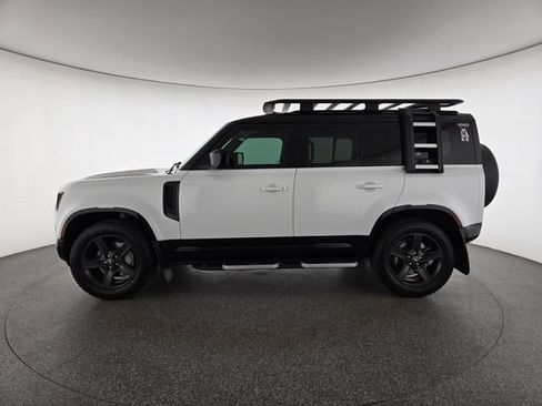 Used 2022 Land Rover Defender 110 X-Dynamic SE AWD/4WD image 28
