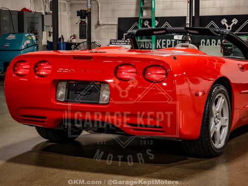 Used 1999 Chevrolet Corvette Convertible w/ Memory Pkg RWD image 54