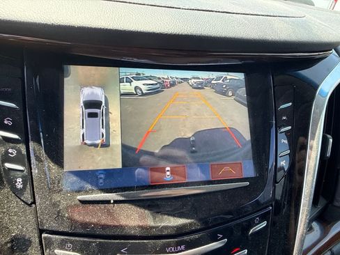 Used 2018 Cadillac Escalade ESV Premium Luxury RWD image 26