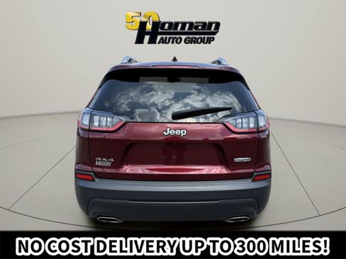 Used 2020 Jeep Cherokee Latitude Plus w/ Cold Weather Group AWD/4WD image 4
