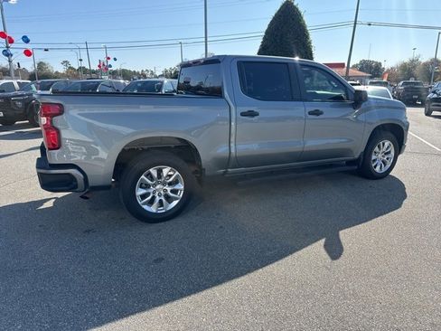 Used 2024 Chevrolet Silverado 1500 Custom image 5