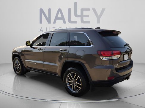 Used 2020 Jeep Grand Cherokee Laredo w/ Quick Order Package 2BN North AWD/4WD image 3