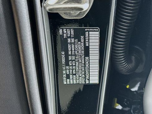Certified 2026 Porsche Cayenne AWD/4WD image 34