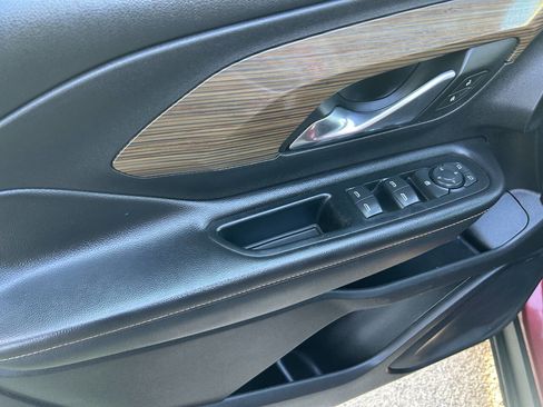 Used 2018 GMC Terrain SLE image 15