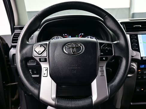Used 2022 Toyota 4Runner Limited image 26