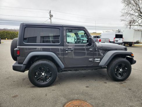 Used 2020 Jeep Wrangler Sport AWD/4WD image 15