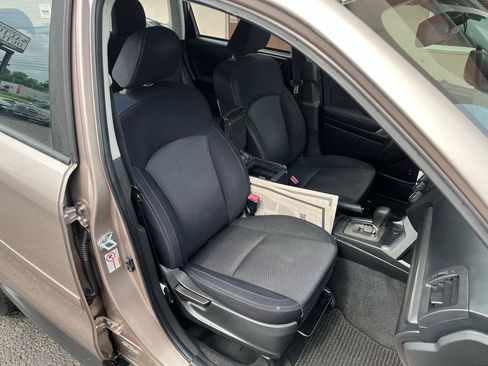 Used 2015 Subaru Forester 2.5i w/ Alloy Wheel Package AWD/4WD image 26