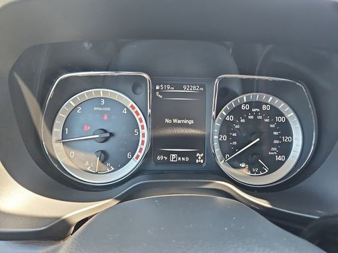 Used 2016 Nissan Titan Platinum Reserve AWD/4WD image 16