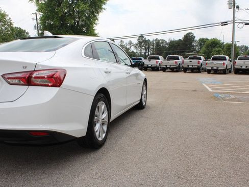 Used 2021 Chevrolet Malibu LT FWD image 31