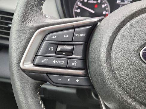 Certified 2025 Subaru Outback Premium AWD/4WD image 9