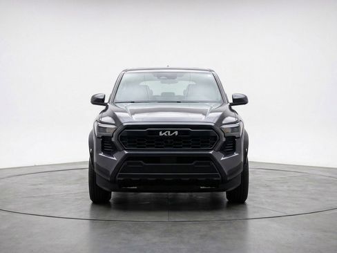 Used 2025 Kia Soul LX w/ LX Technology Package image 2