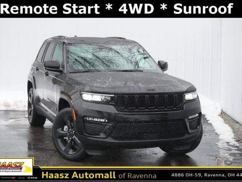 Used 2024 Jeep Grand Cherokee Limited w/ Black Appearance Package image 1