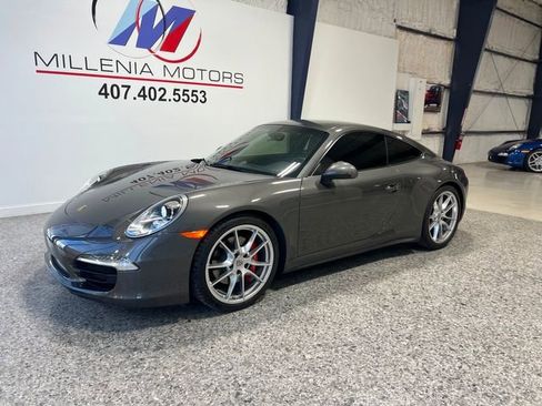 Used 2013 Porsche 911 Carrera 4S image 3