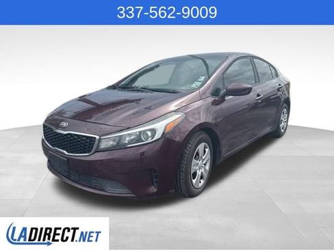 Used 2017 Kia Forte LX image 1
