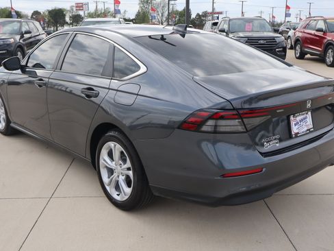 Used 2025 Honda Accord LX image 8