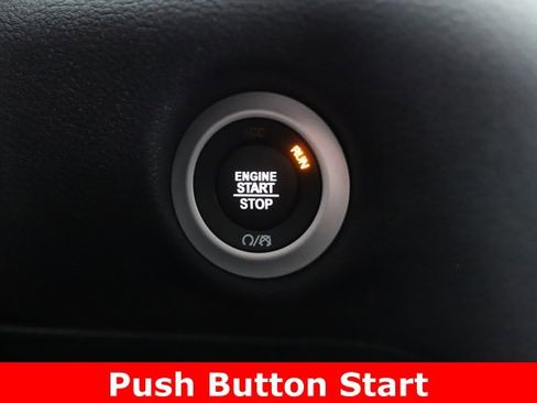 New 2026 Chrysler Pacifica Select image 23