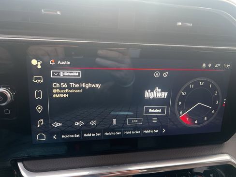 Used 2024 GMC Sierra 2500 Denali w/ Denali Reserve Package image 25