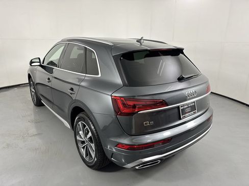 Used 2023 Audi Q5 2.0T Premium w/ Convenience Package AWD/4WD image 34