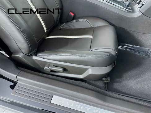 Used 2010 Ford Mustang GT RWD image 30